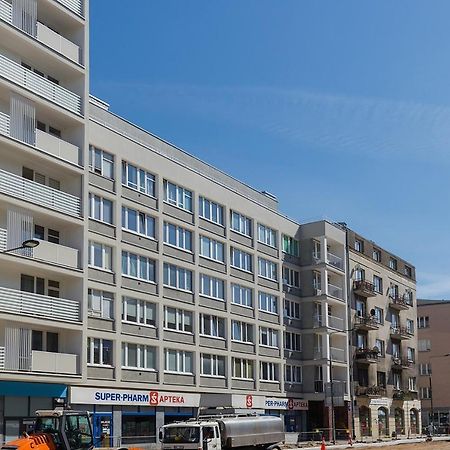 Stay With Friends In Warsaw Varsóvia Exterior foto